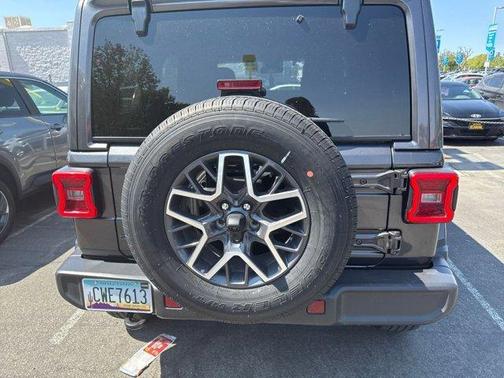 2025 Jeep Wrangler Sahara