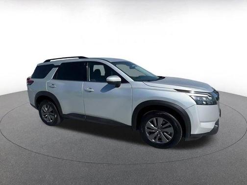 Brilliant Silver Metallic 2025 Nissan Pathfinder SV