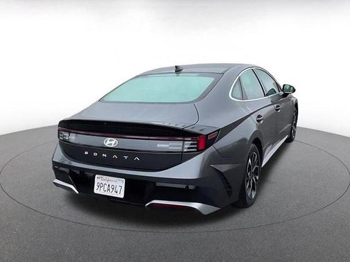 2025 Hyundai SONATA SEL