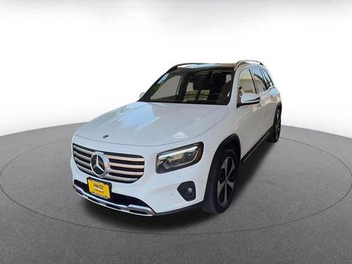 Polar White 2025 Mercedes-Benz GLB 250 Base