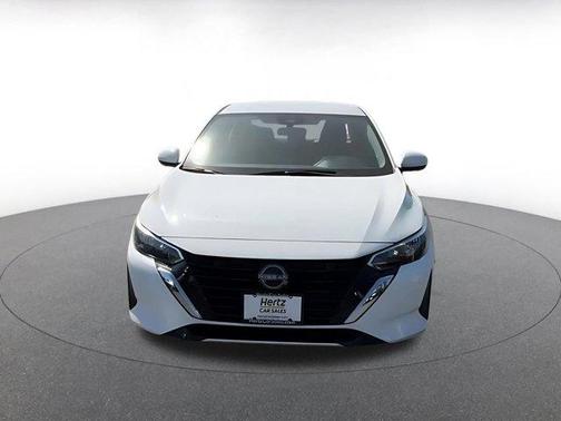 Cloud White 2025 Nissan Sentra SV