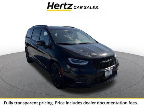 Diamond Black 2025 Chrysler Pacifica Limited