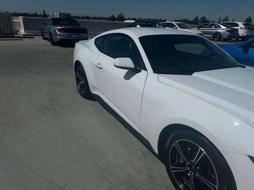 2024 Ford Mustang ECOB