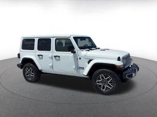 Bright White Clearcoat 2025 Jeep Wrangler Sahara