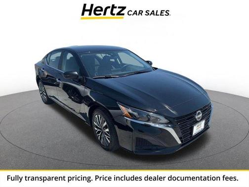 Super Black 2025 Nissan Altima SV