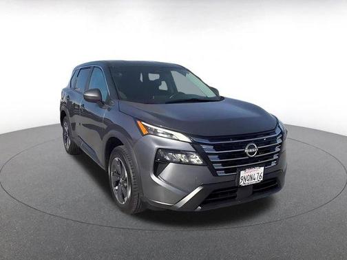 Gun Metallic 2025 Nissan Rogue SV