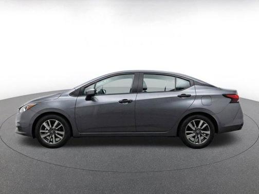Gun Metallic 2025 Nissan Versa 1.6 SV
