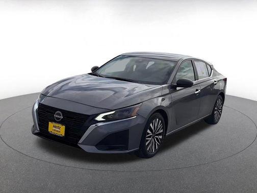 Gun Metallic 2025 Nissan Altima SV