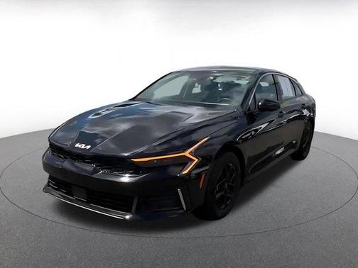 Aurora Black Pearl 2025 Kia K5 LXS