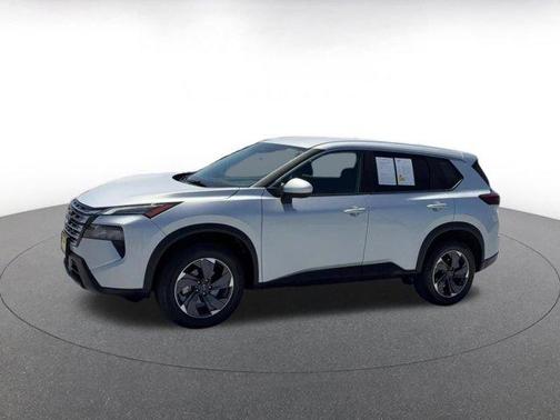Brilliant Silver Metallic 2025 Nissan Rogue SV