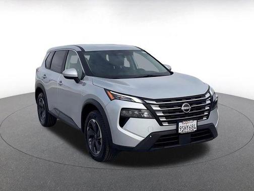 Brilliant Silver Metallic 2025 Nissan Rogue SV