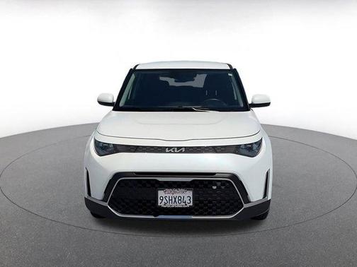 Snow White Pearl 2025 Kia Soul LX