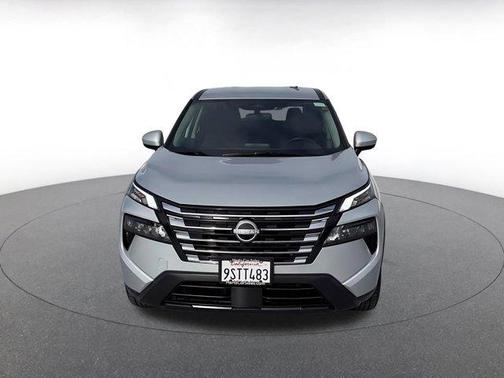 Brilliant Silver Metallic 2025 Nissan Rogue SV