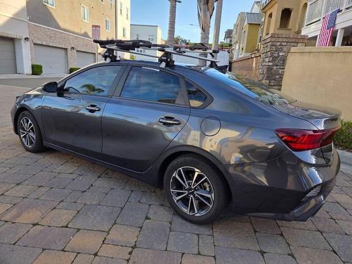Gravity Gray 2022 Kia Forte LXS
