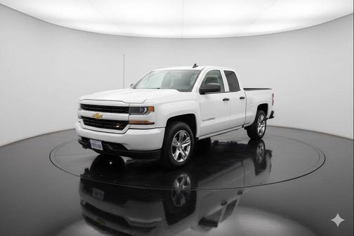 2018 Chevrolet Silverado 1500 Custom