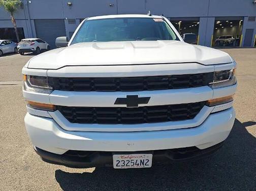2018 Chevrolet Silverado 1500 Custom