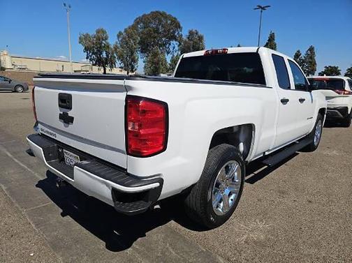2018 Chevrolet Silverado 1500 Custom