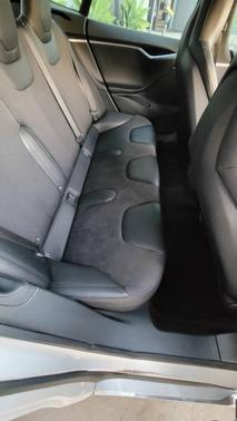 2016 Tesla Model S 75D