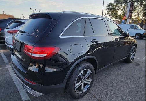 2018 Mercedes-Benz GLC 300 Base