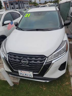 2023 Nissan Kicks S