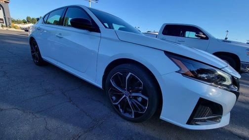 2024 Nissan Altima SR FWD