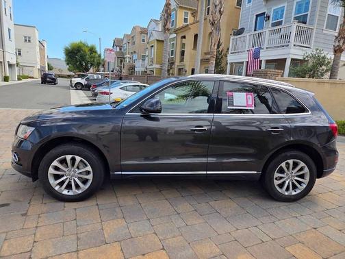 Monsoon Gray Metallic 2016 Audi Q5 2.0T Premium
