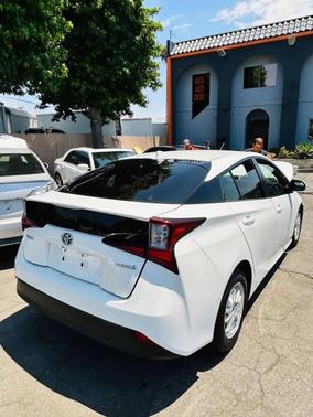 2019 Toyota Prius LE