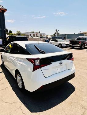 2019 Toyota Prius LE
