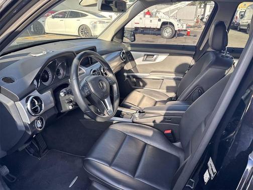 Obsidian Black Metallic 2014 Mercedes-Benz GLK-Class GLK 350