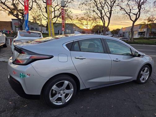 2017 Chevrolet Volt LT