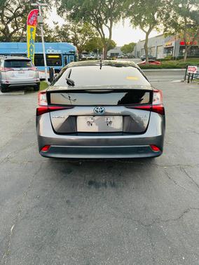 2020 Toyota Prius XLE