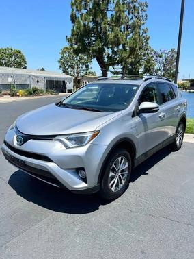 2018 Toyota RAV4 Hybrid XLE