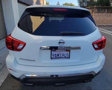 2019 Nissan Pathfinder S