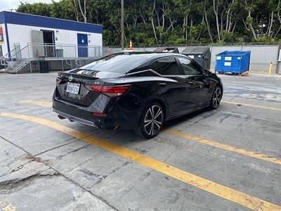 Super Black/ Aspen White Tricoat 2021 Nissan Sentra SR