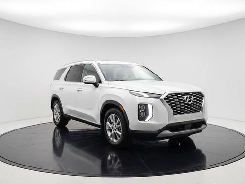 2022 Hyundai PALISADE SE