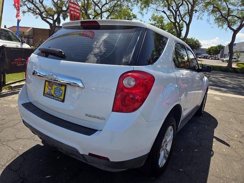 Summit White 2015 Chevrolet Equinox LS