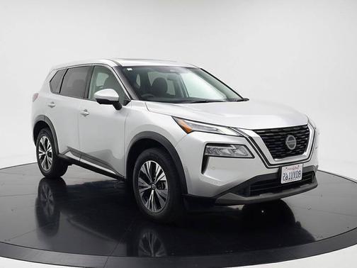 Brilliant Silver Metallic 2021 Nissan Rogue SV