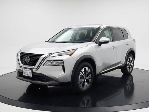 Brilliant Silver Metallic 2021 Nissan Rogue SV