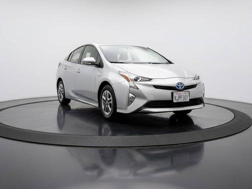 2016 Toyota Prius Two