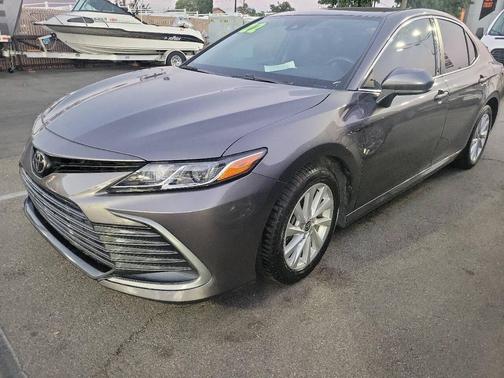 2022 Toyota Camry LE