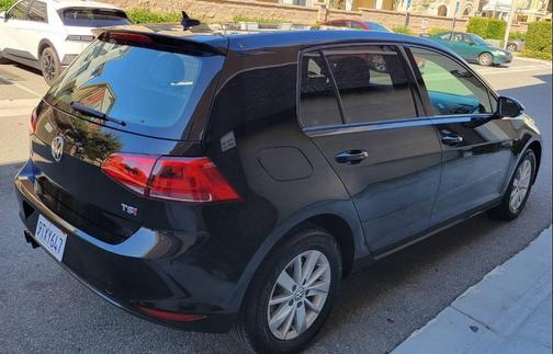 2016 Volkswagen Golf TSI S 4-Door
