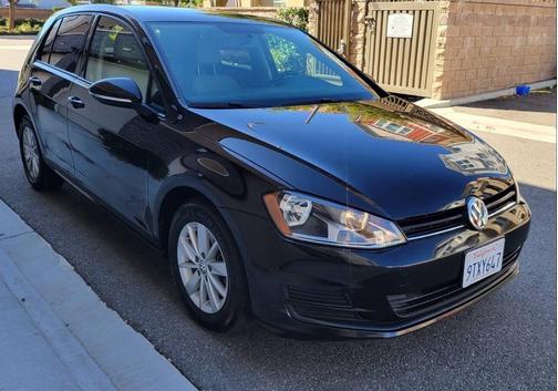 2016 Volkswagen Golf TSI S 4-Door