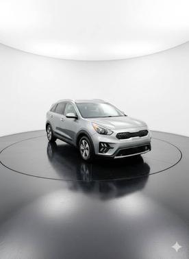 2022 Kia Niro LXS