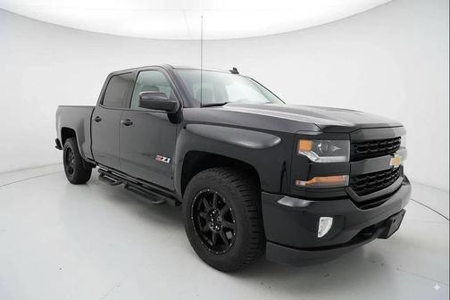 2017 Chevrolet Silverado 1500 2LT