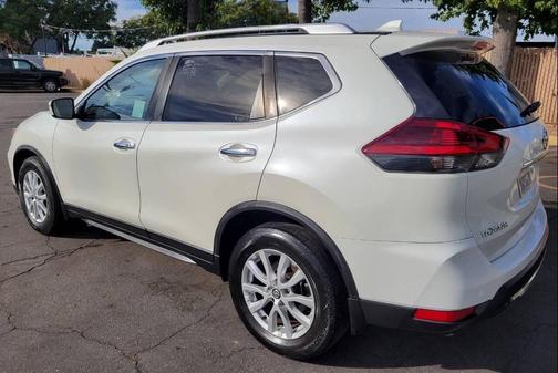 2019 Nissan Rogue SV