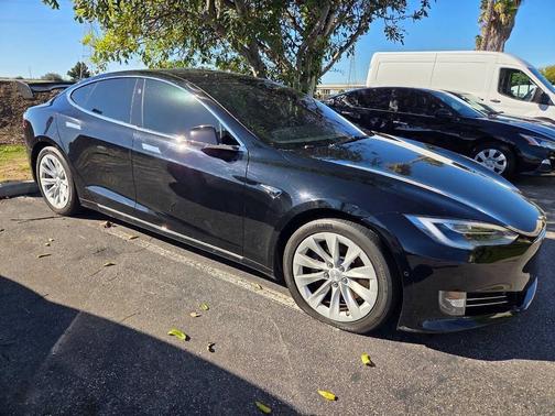 2017 Tesla Model S 90D