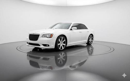 2013 Chrysler 300 SRT8