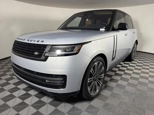 2023 Land Rover Range Rover P530 SE