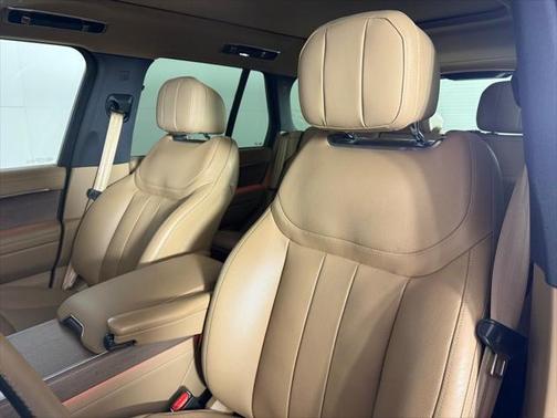 2023 Land Rover Range Rover P530 SE