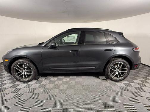 2025 Porsche Macan 2.0T